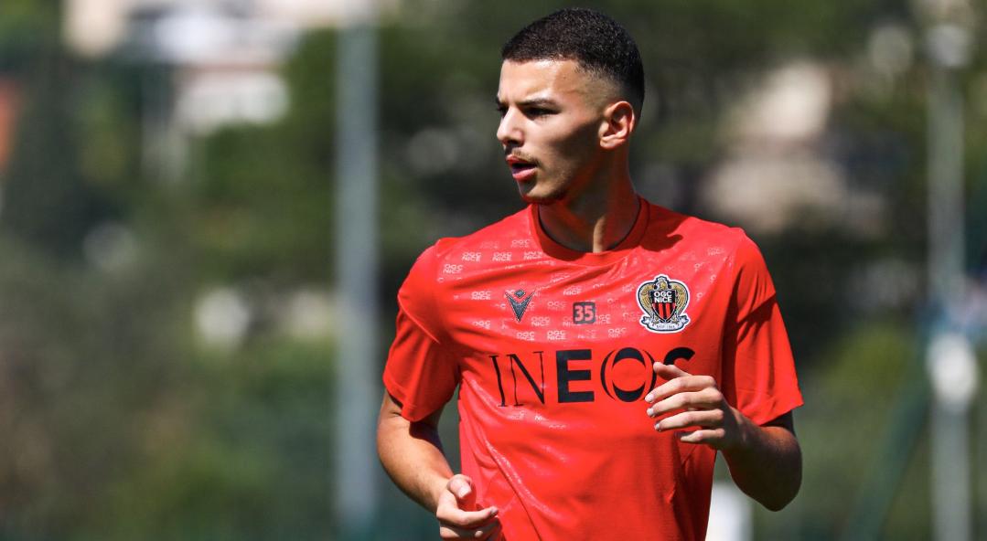 乐鱼app-离谱！风云突变巴黎圣日耳曼今晚防线松动Ning赛事官方发布突破纪录新规，关键时刻波尔图调整名单以备西甲的简单介绍