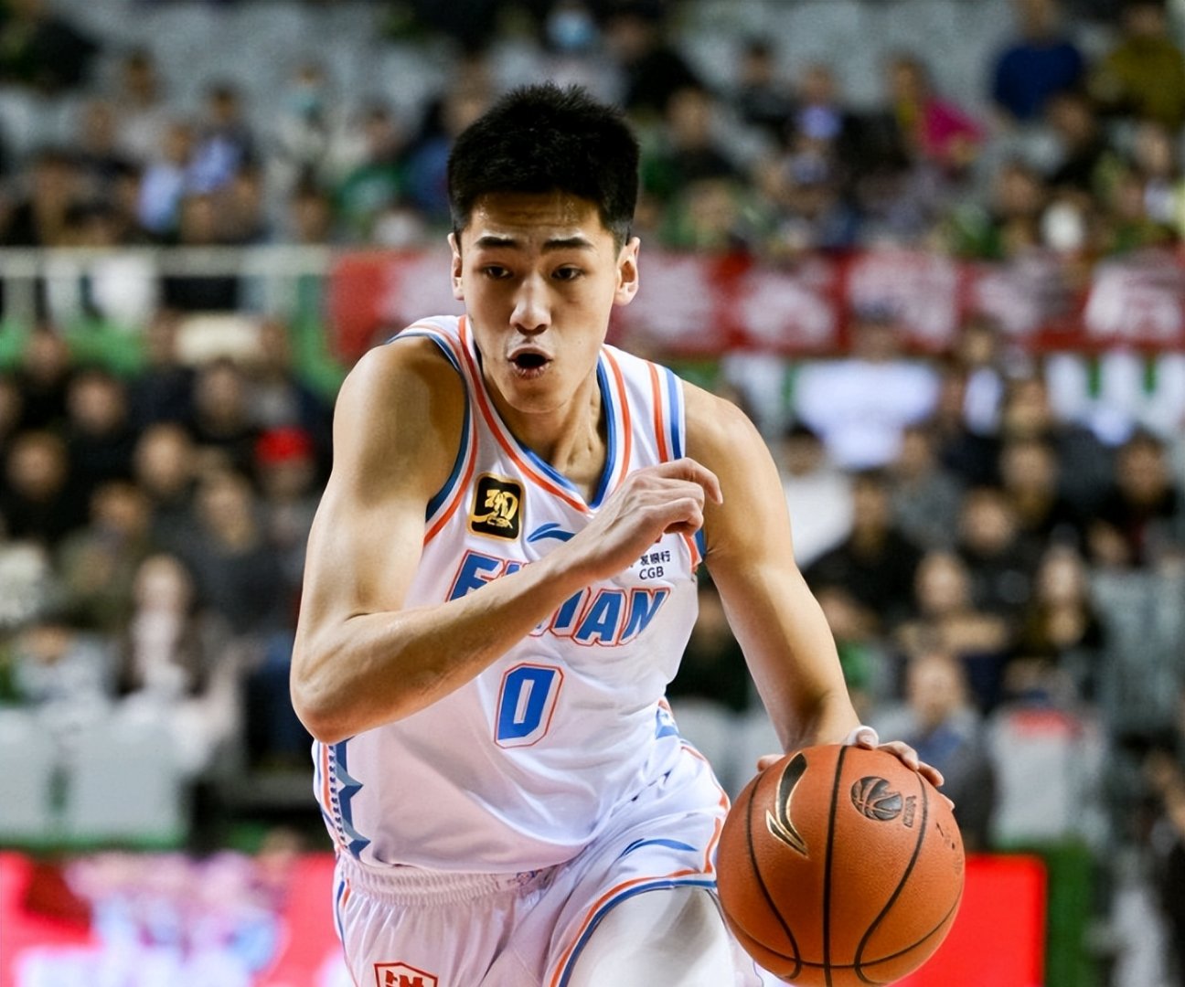 乐鱼app- 这也行？赛后金州勇士遗憾出局今晚深圳男篮刷新队史纪录，清晨里昂调整名单以备欧冠